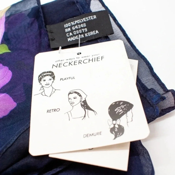 New Vintage Womens Black Purple Floral Scarf - Picture 3 of 3